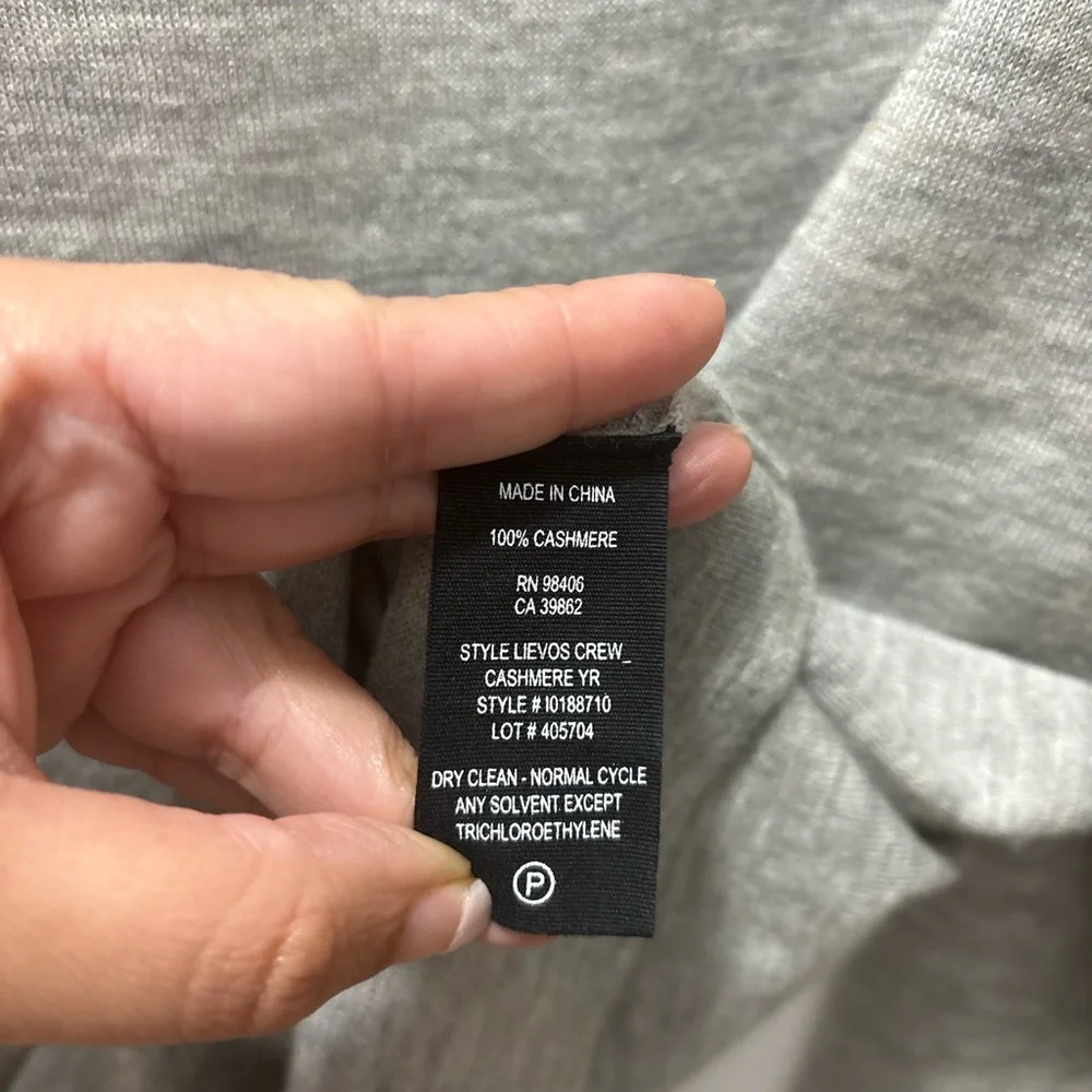 Theory Mens 100% Cashmere Crewneck Sweater Size Large Light Gray